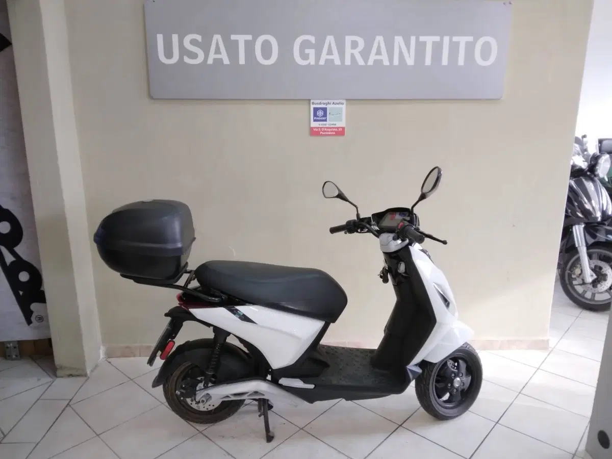 Piaggio 1 Active (2022 - 26) (4)