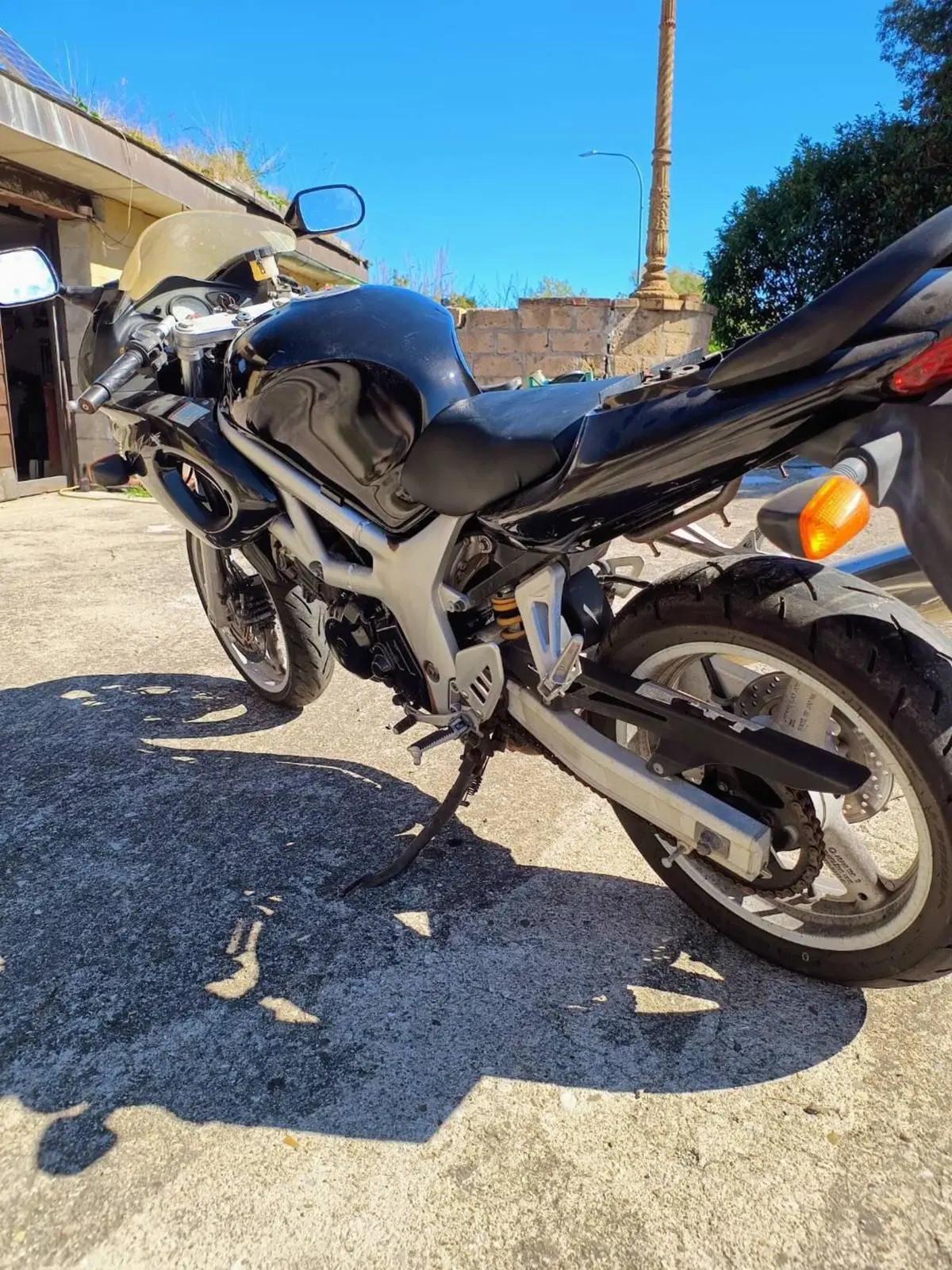 Suzuki SV 650 S (1999 - 02) (3)
