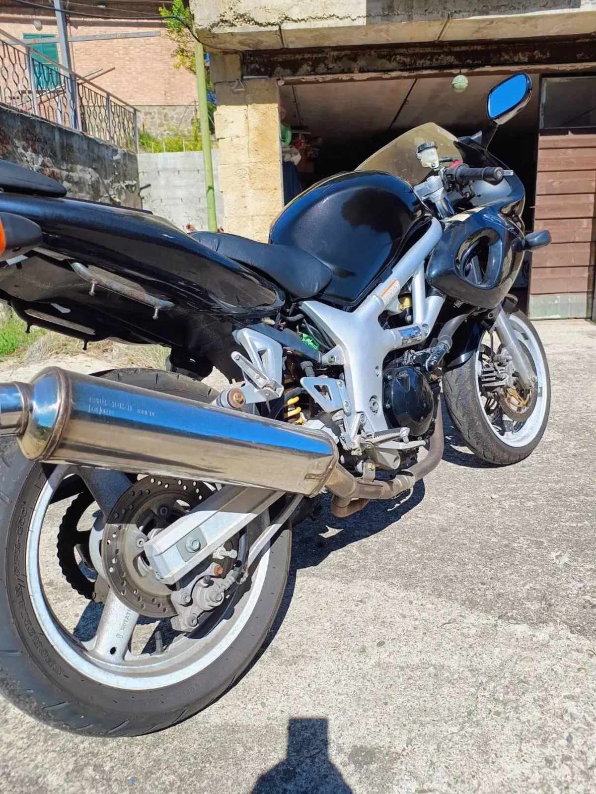 Suzuki SV 650 S (1999 - 02) (4)