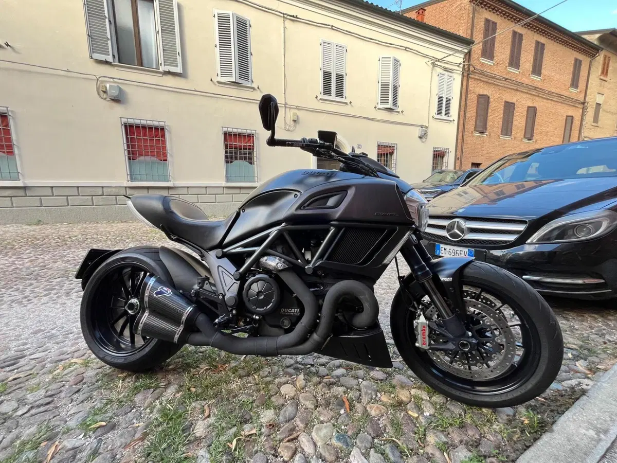Ducati Diavel 1200 (2014 - 16) (4)