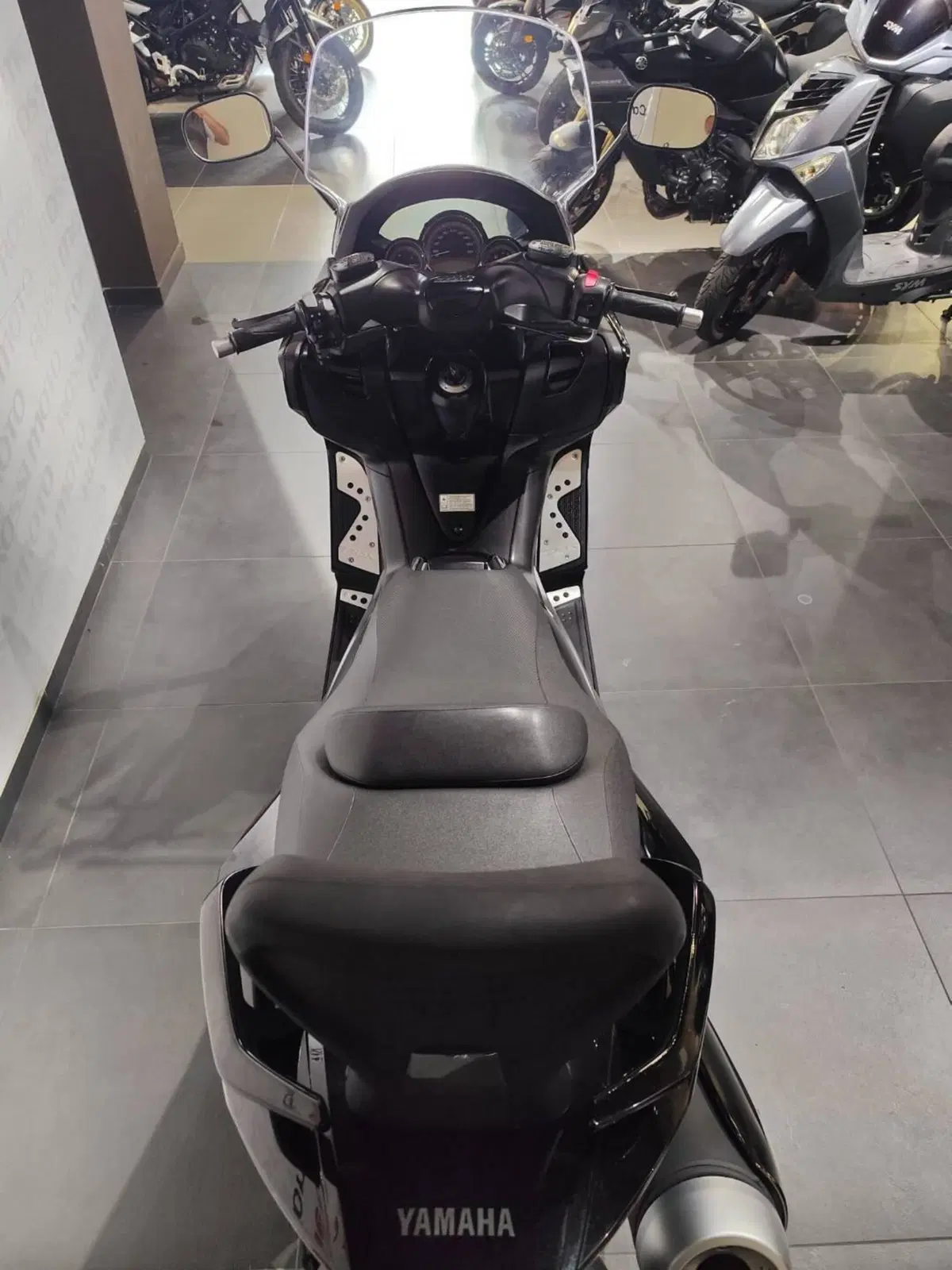 Yamaha T-Max 500 (2008 - 12) (7)