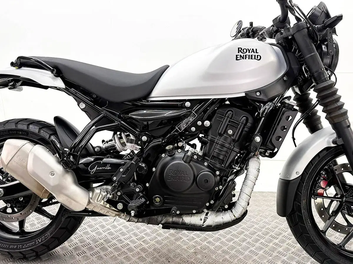 Royal Enfield Guerrilla 450 (2024 - 26) (7)