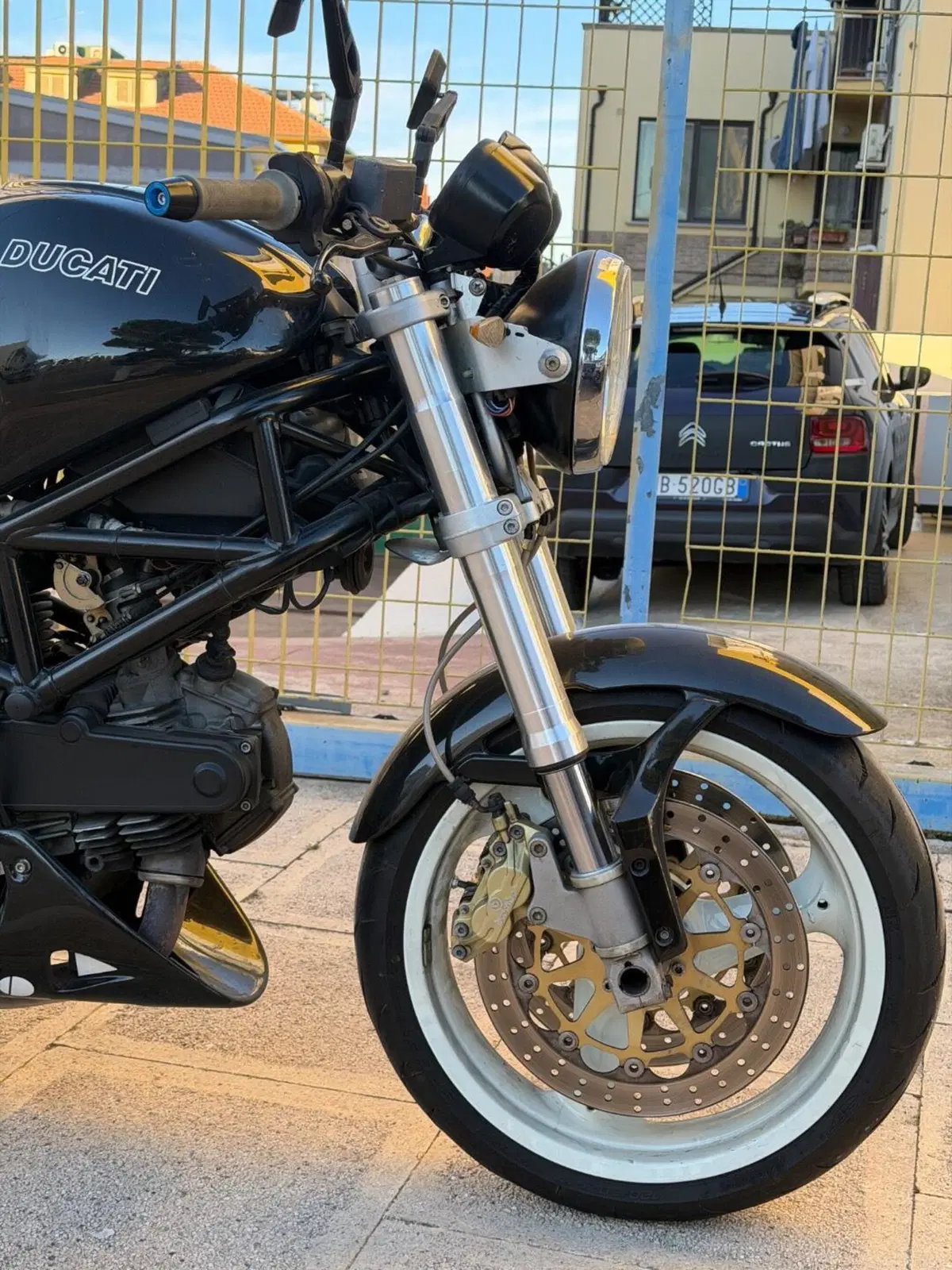 Ducati Monster 620 Dark (2003 - 06) (2)