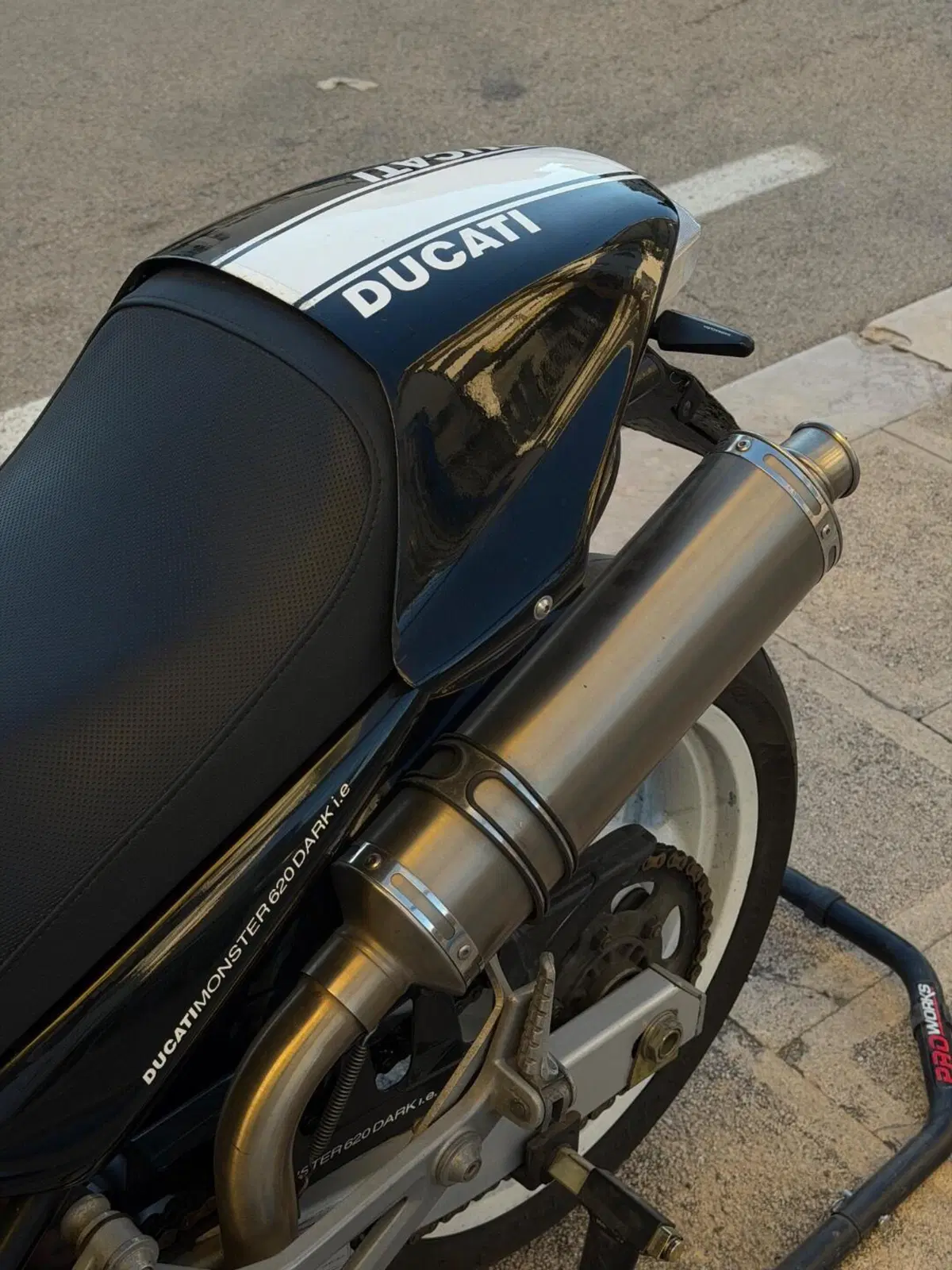 Ducati Monster 620 Dark (2003 - 06) (6)