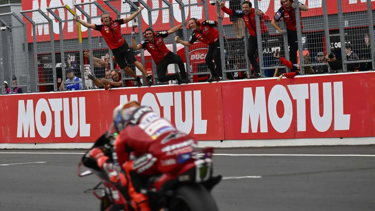 MotoGP, le foto più belle della gara e del weekend in Giappone! [GALLERY] (7)