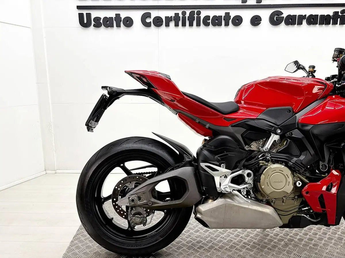 Ducati Streetfighter V4 S (2025 - 26) (7)