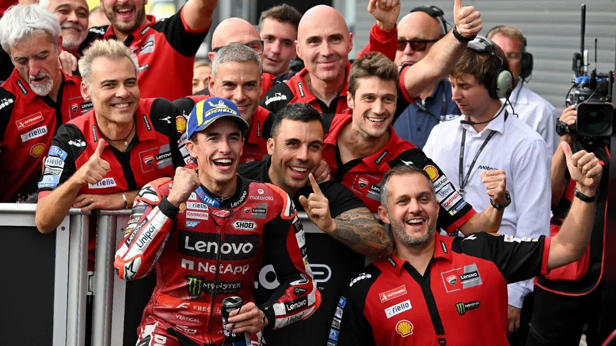 MotoGP, le foto più belle della gara e del weekend in Giappone! [GALLERY] (3)