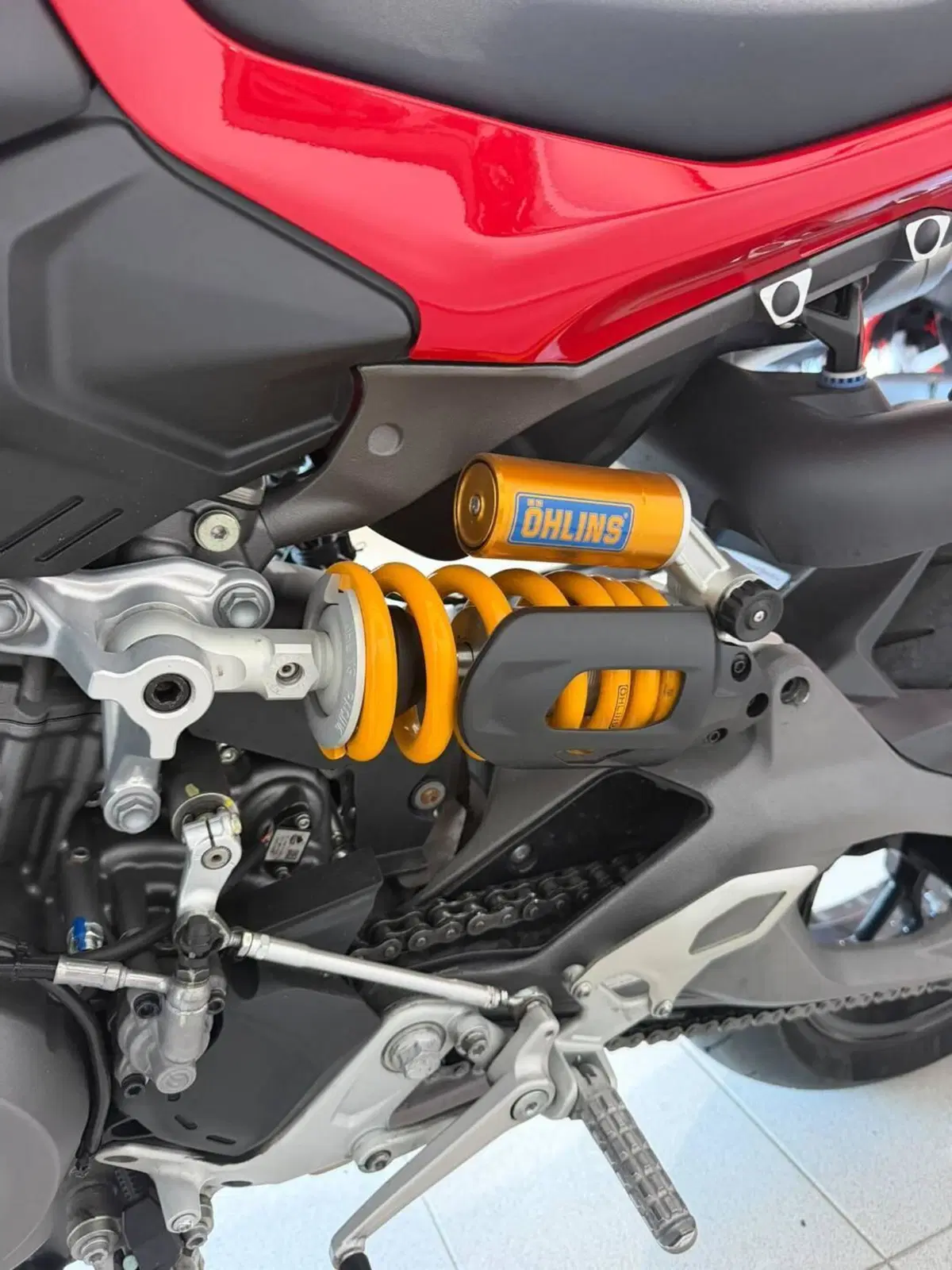 Ducati Streetfighter V2 S (2025 - 26) (7)