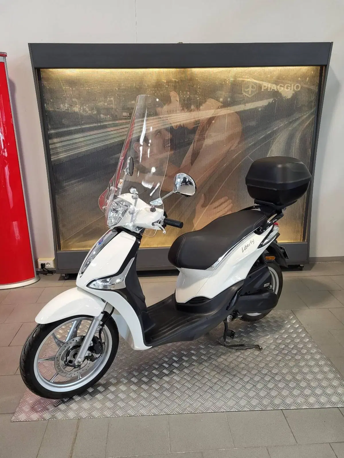 Piaggio Liberty 50 3V (2021 - 24) (2)