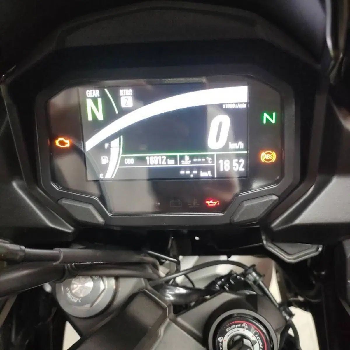 Kawasaki Versys 650 (2025 - 27) (4)