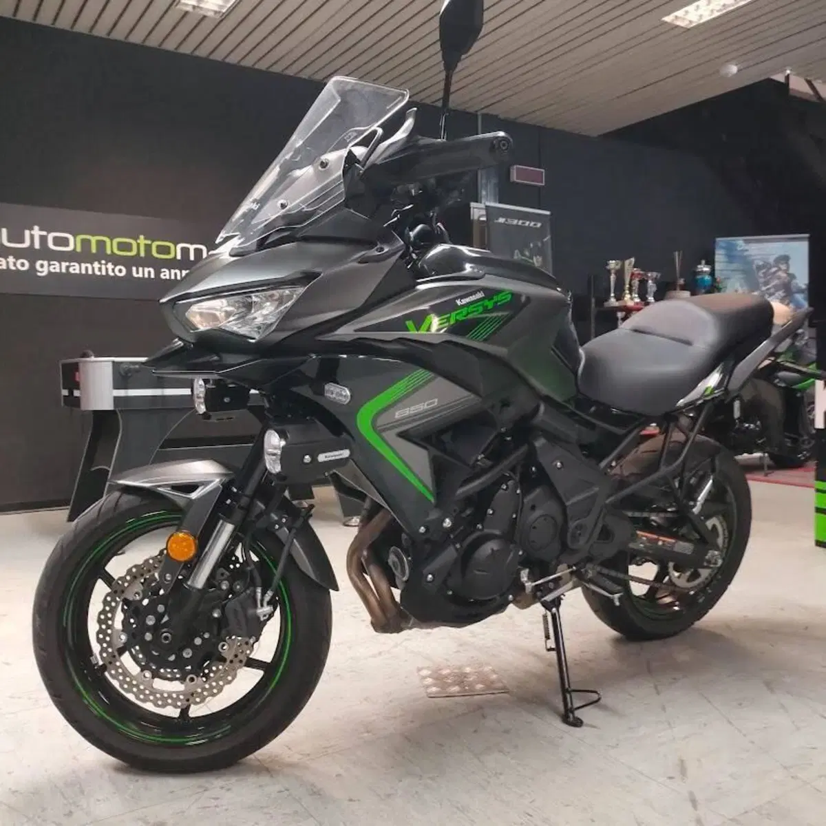 Kawasaki Versys 650 (2025 - 27) (2)