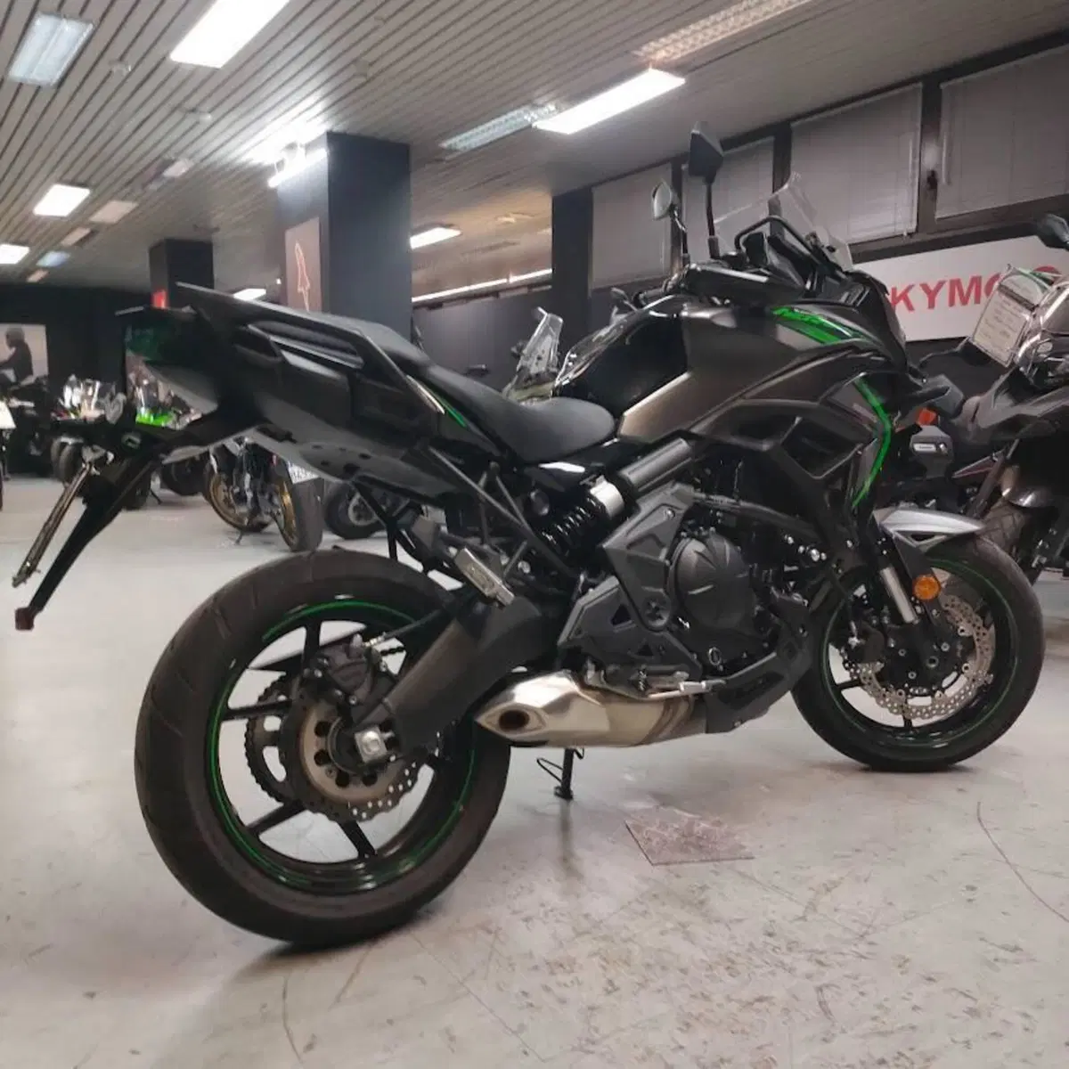 Kawasaki Versys 650 (2025 - 27) (7)