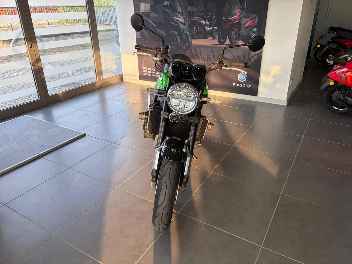 Kawasaki Z 900 RS SE (2022 - 25) (2)