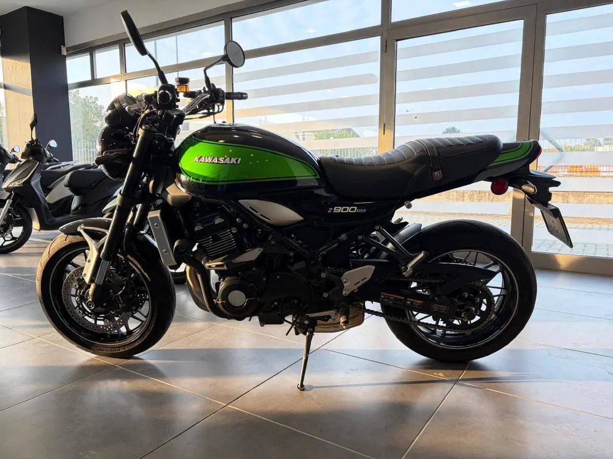 Kawasaki Z 900 RS SE (2022 - 25) (8)