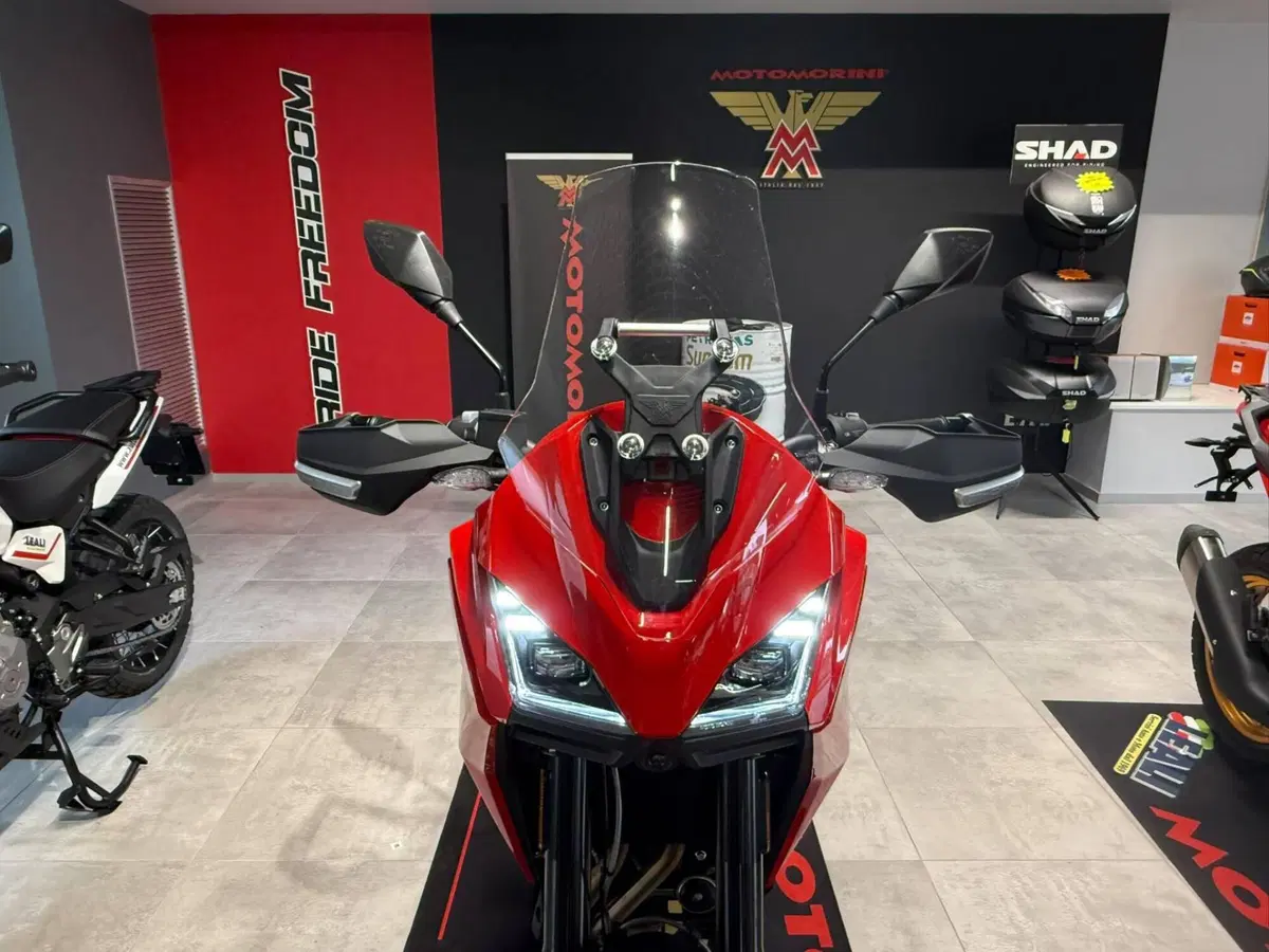 Moto Morini X-Cape 700 Gold Edition (2025 - 26) (6)