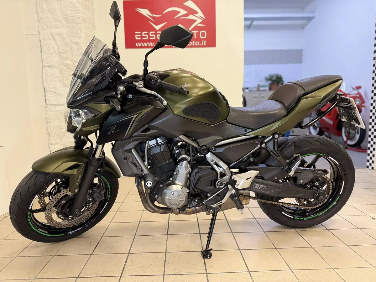 Kawasaki Z 650 (2017 - 19) (2)
