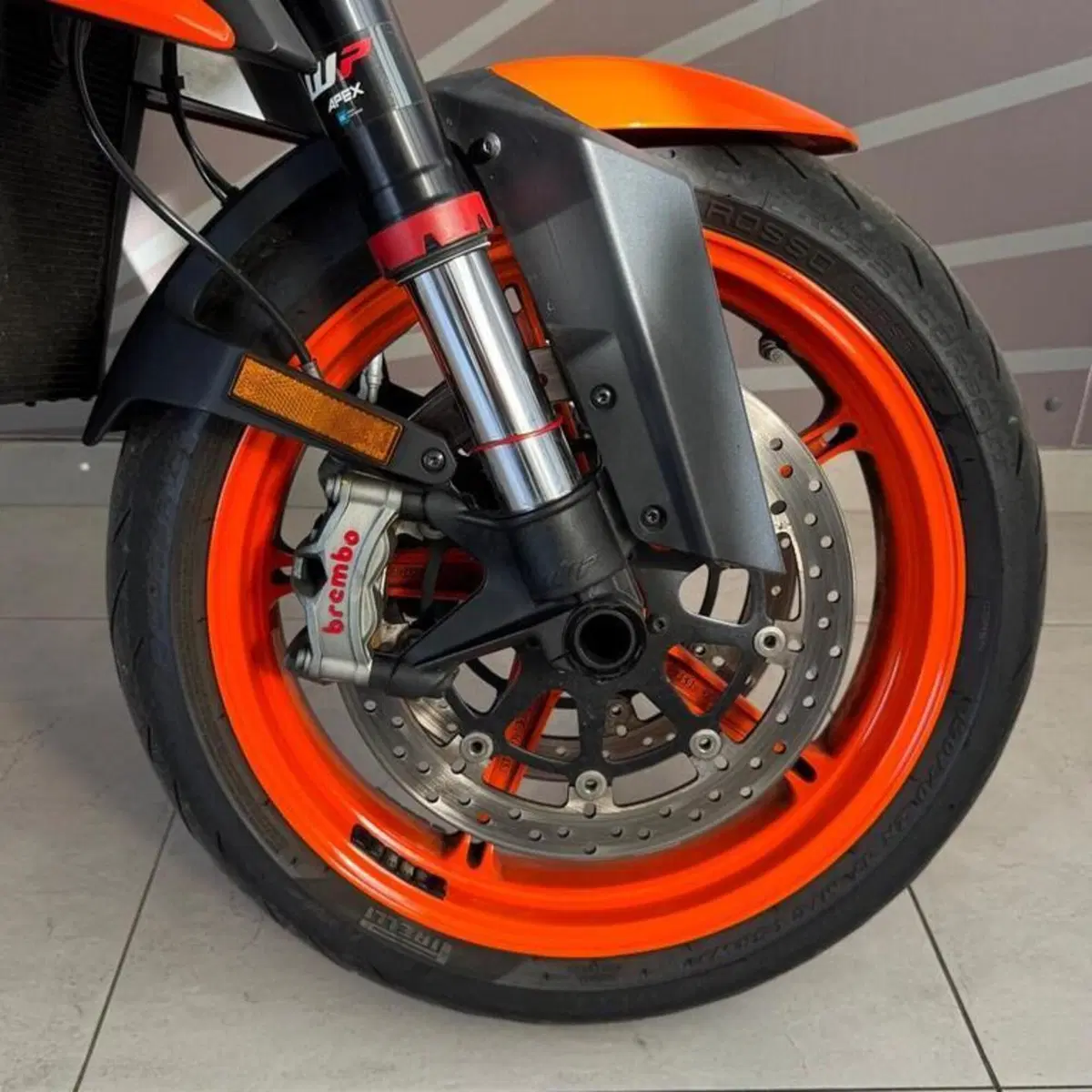 KTM 1290 Super Duke R (2021 - 23) (4)