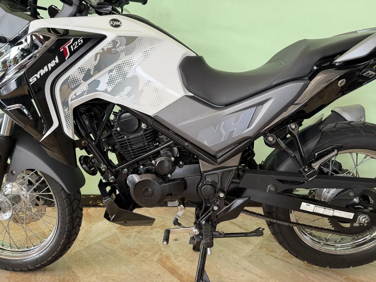 Sym NH Trazer 125 (2021 - 25) (12)