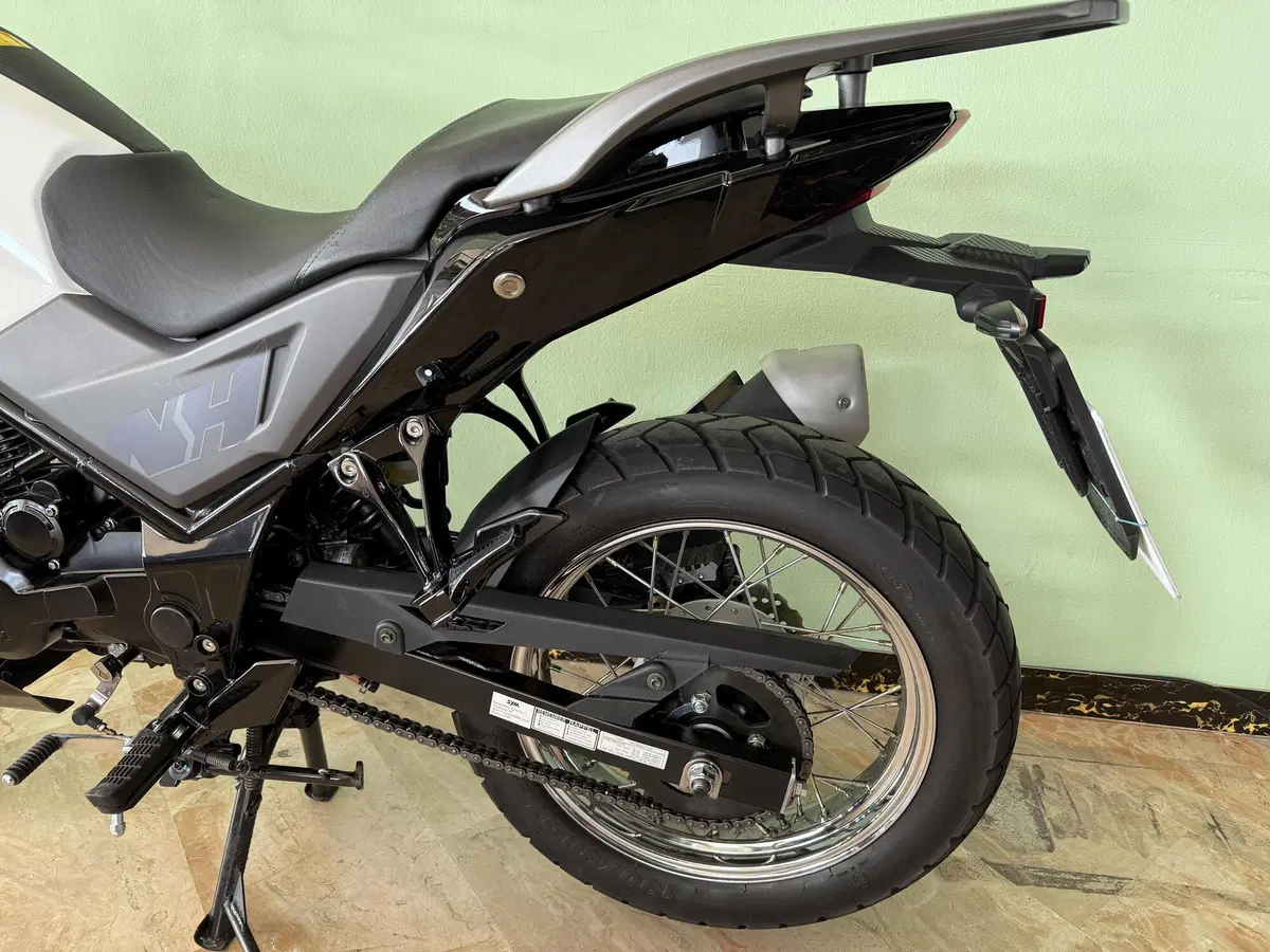 Sym NH Trazer 125 (2021 - 25) (13)