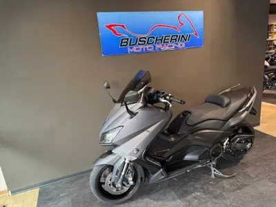 Yamaha T-Max 530 ABS (2015 - 17) usata