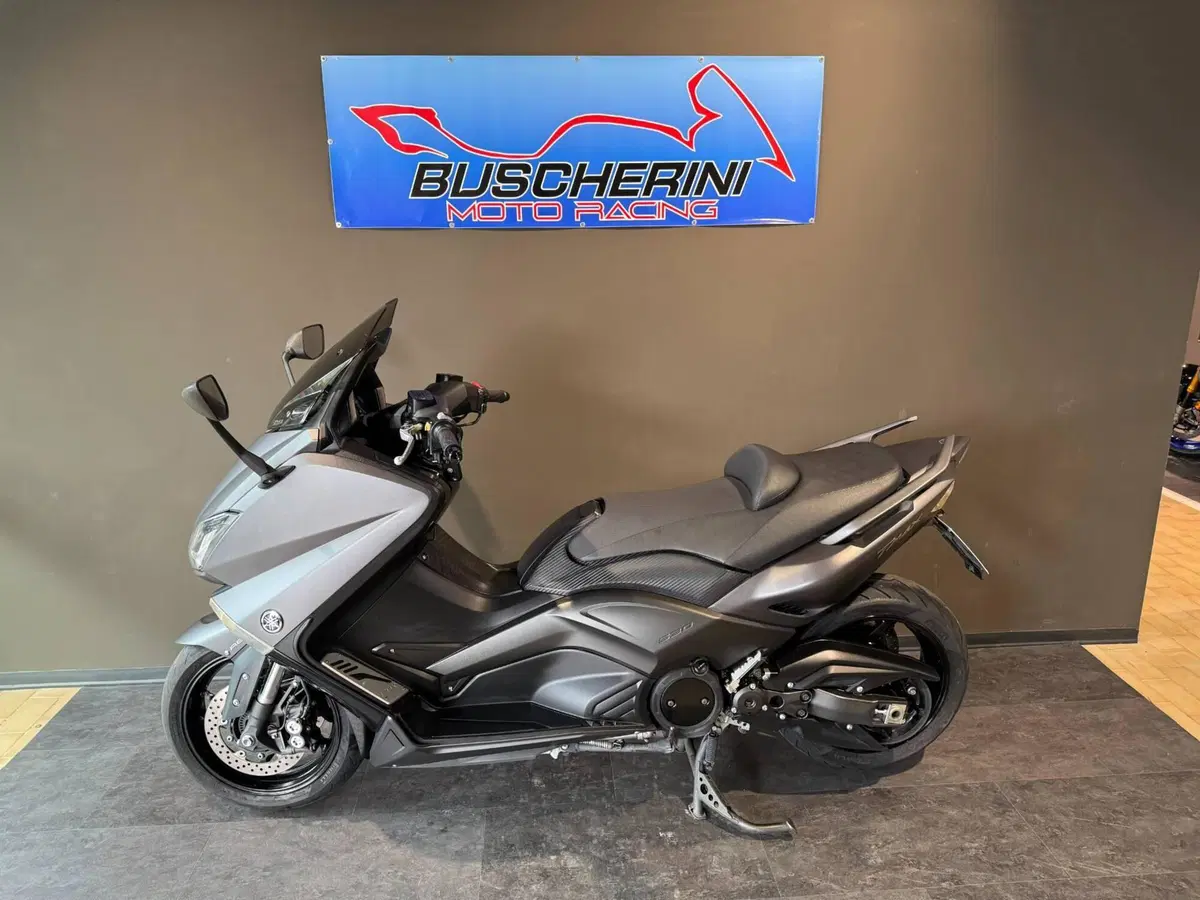 Yamaha T-Max 530 ABS (2015 - 17) (5)