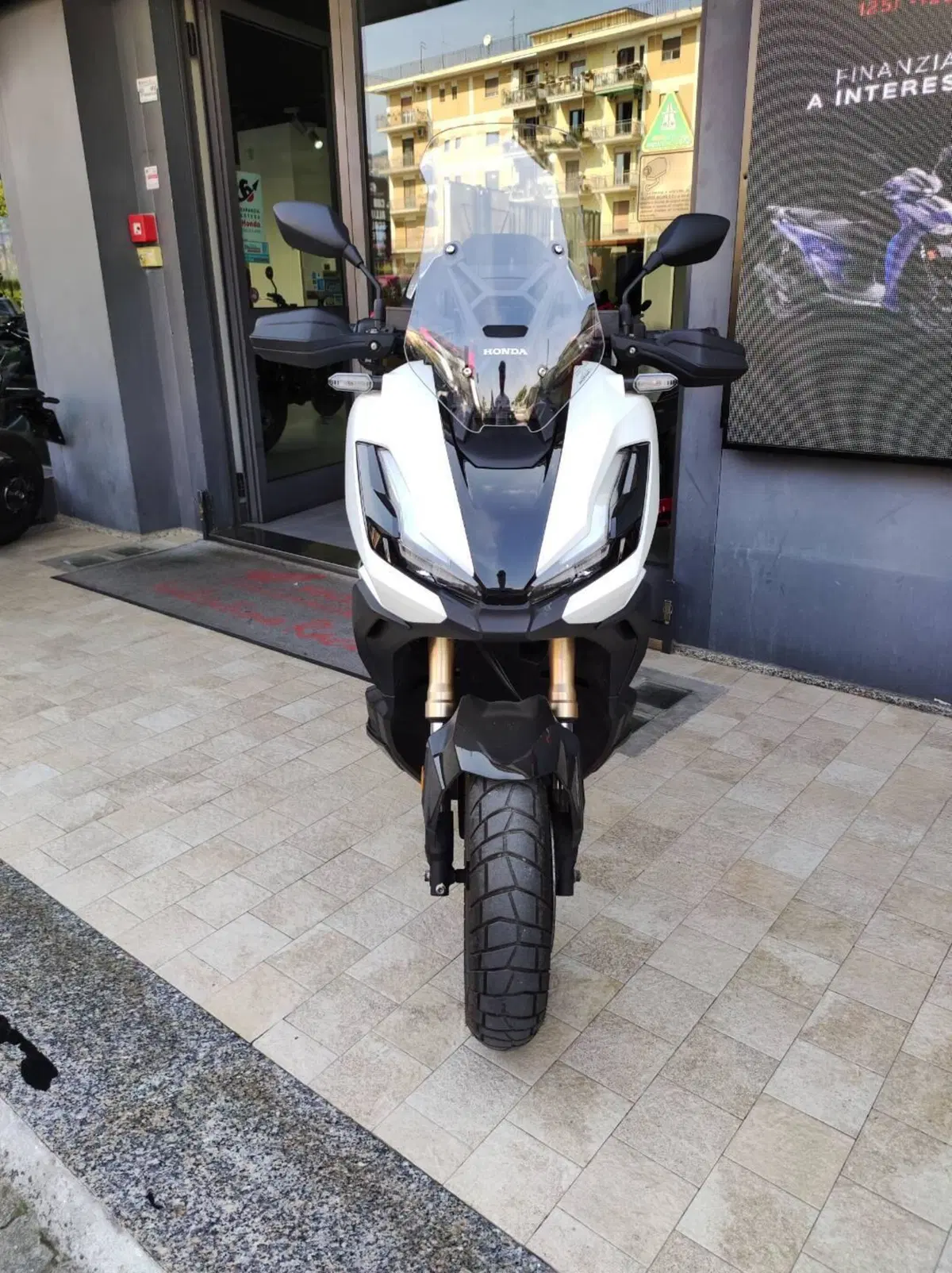 Honda ADV 350 (2022 - 24) (2)