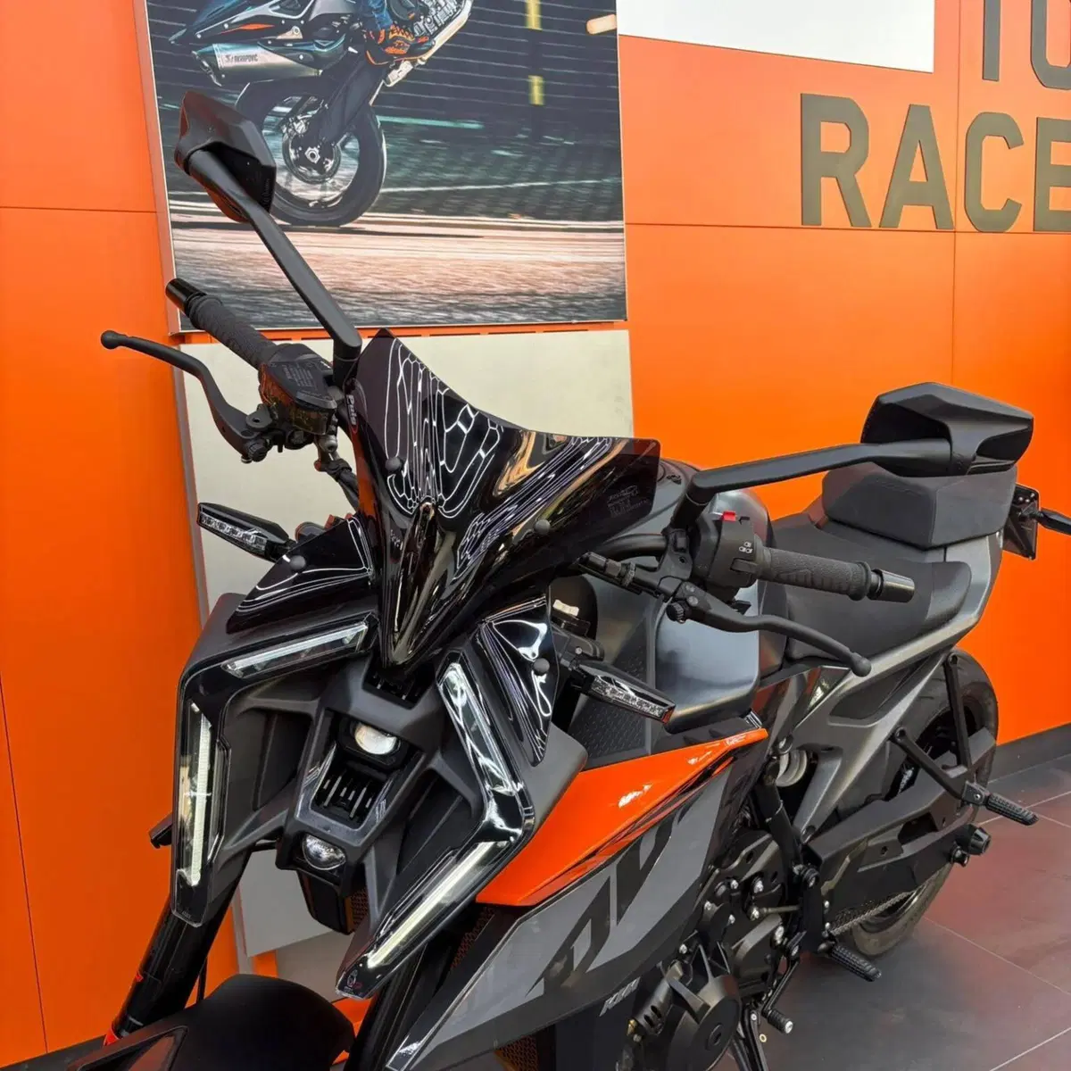 KTM 990 Duke (2024 - 26) (5)