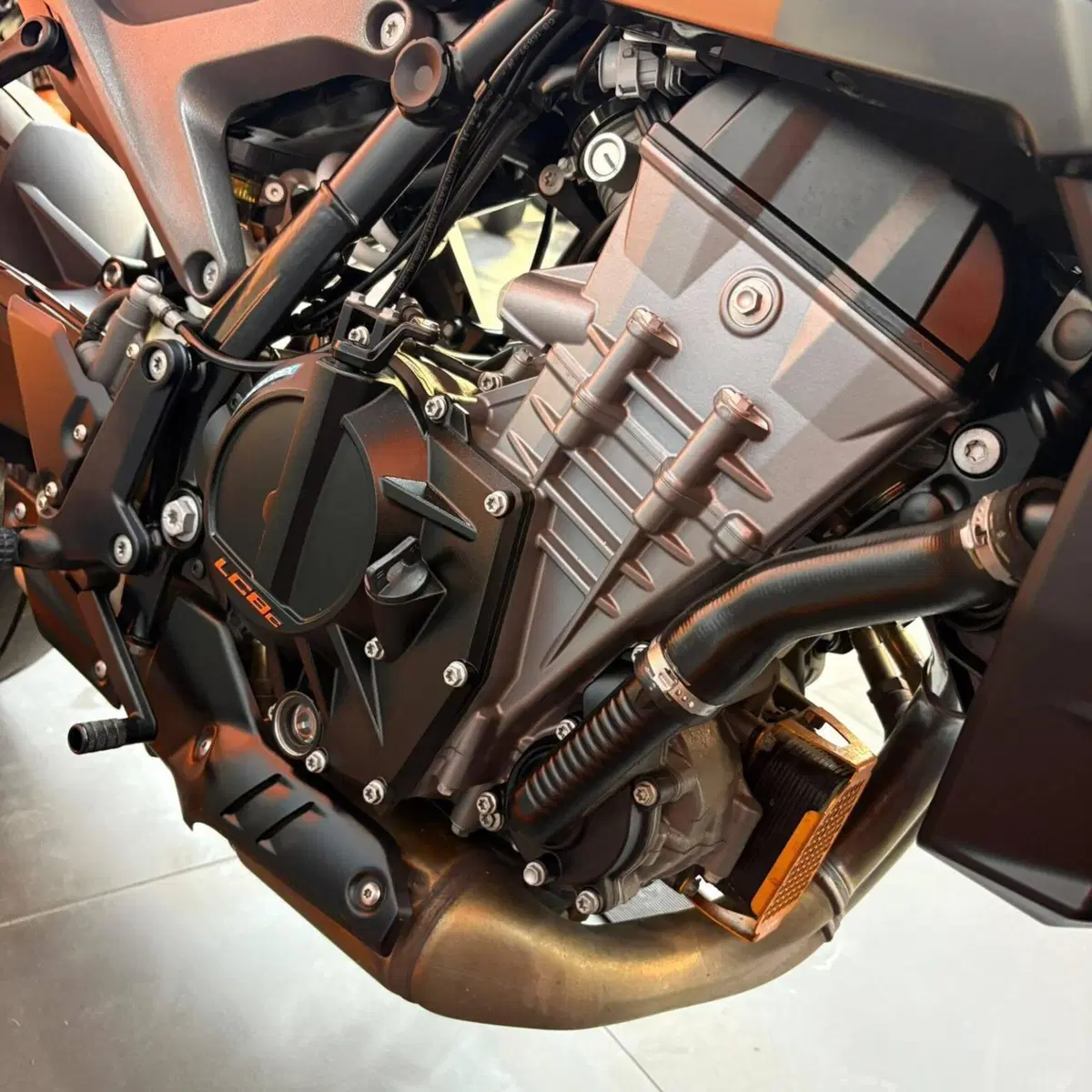 KTM 990 Duke (2024 - 26) (2)