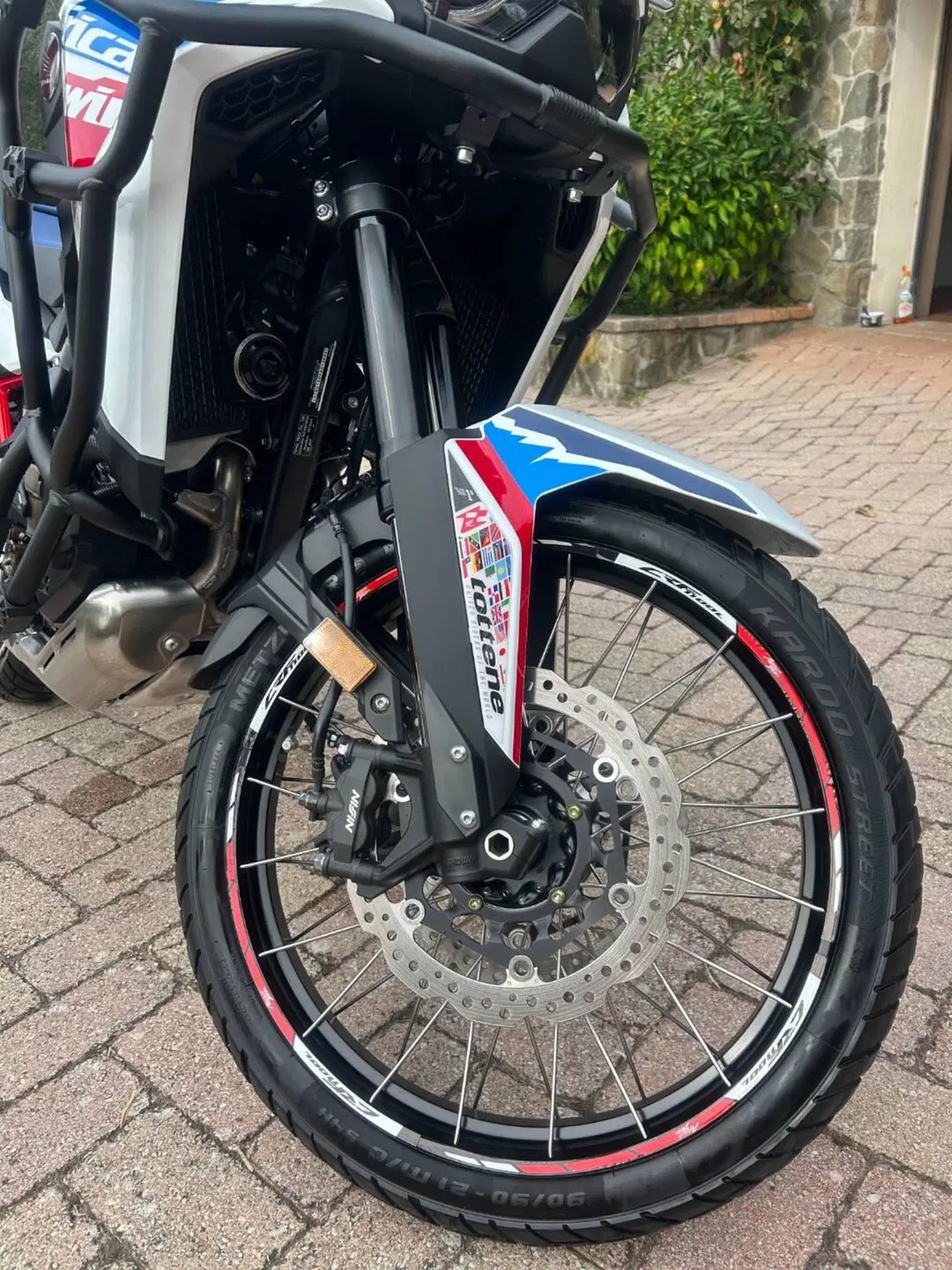Honda Africa Twin CRF 1100L ES DCT (2024 - 26) (4)