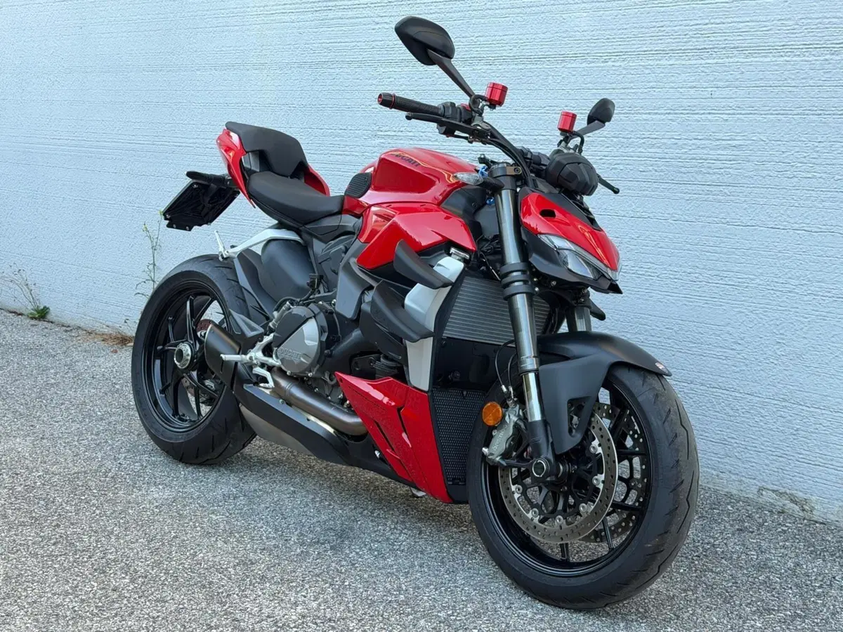 Ducati Streetfighter V2 (2022 - 24) (3)