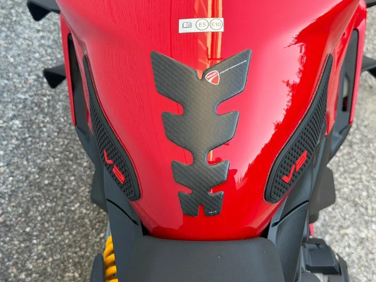 Ducati Streetfighter V2 (2022 - 24) (9)