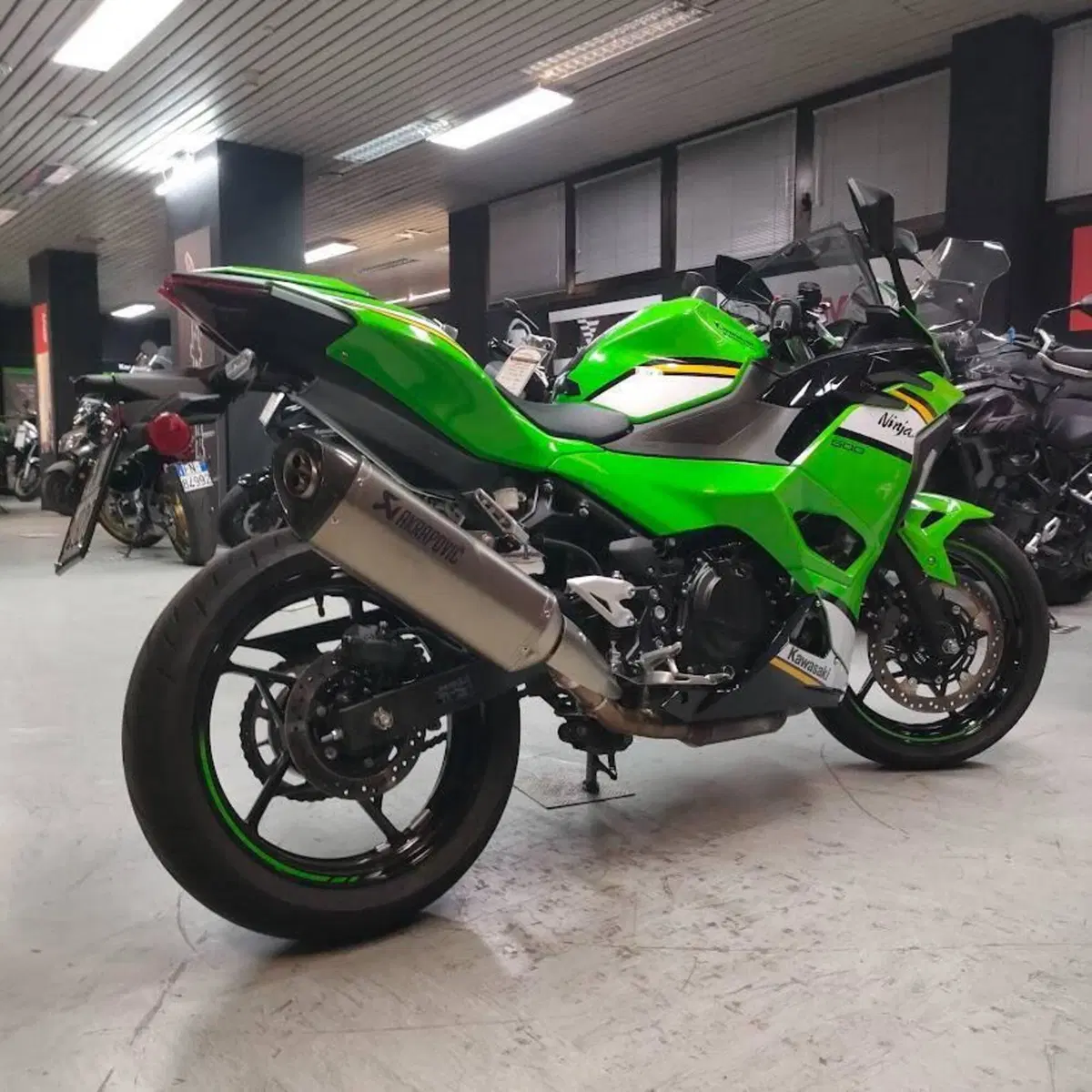 Kawasaki Ninja 500 Performance Akrapovic (2025 - 27) (6)