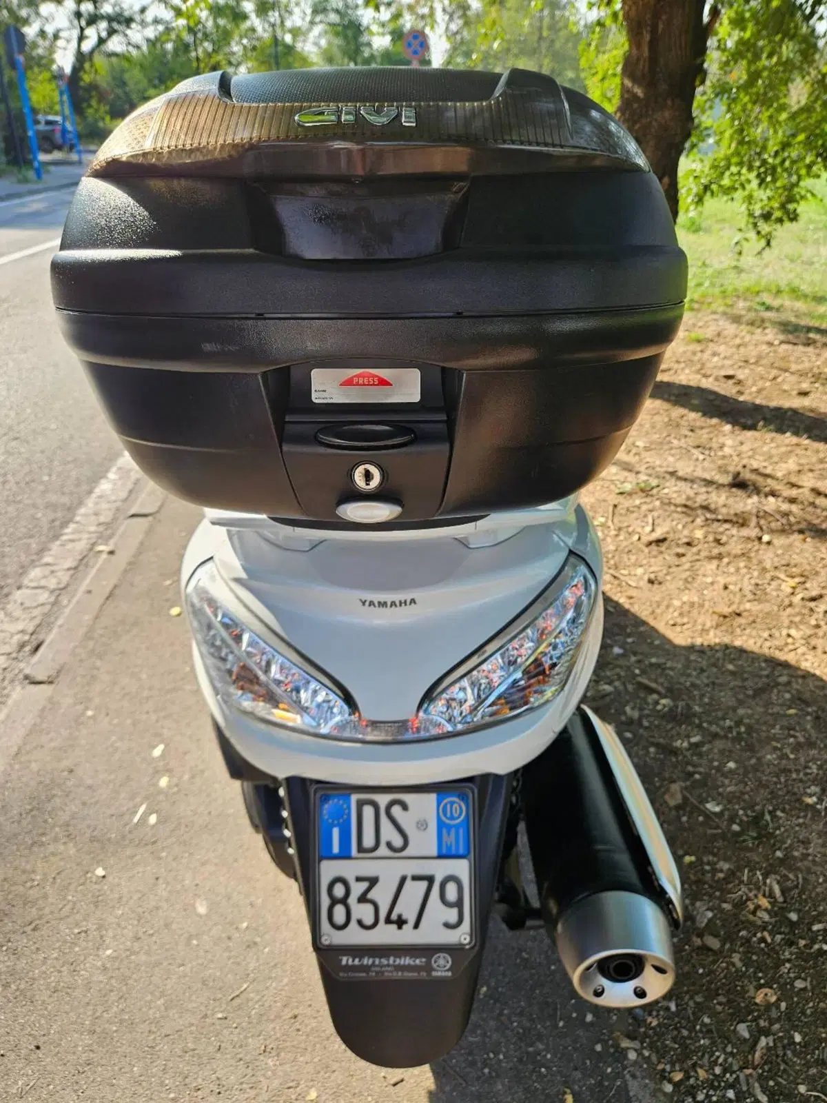 Yamaha Majesty 400 (2009 - 14) (5)