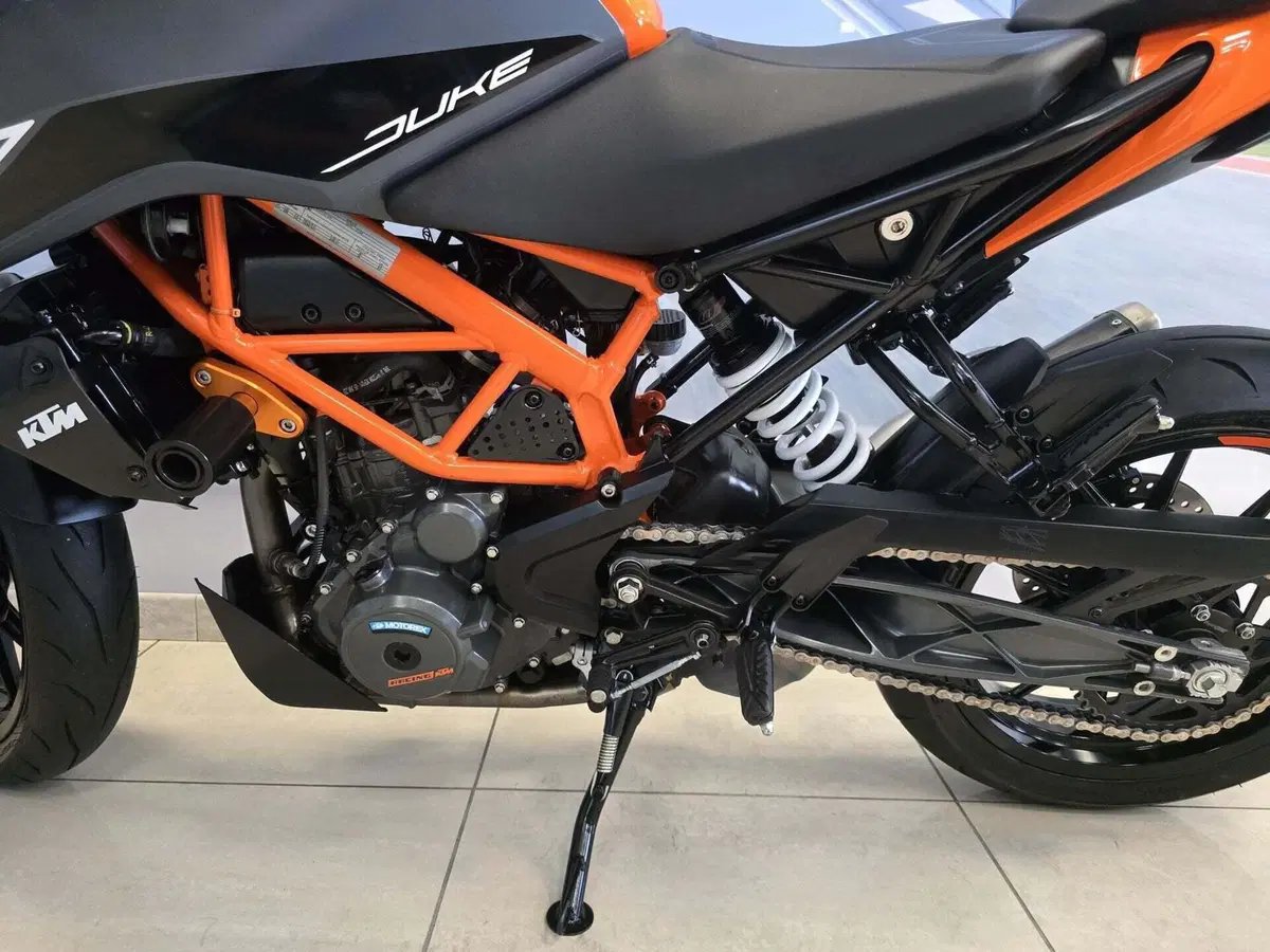 KTM 390 Duke (2021 - 23) (8)