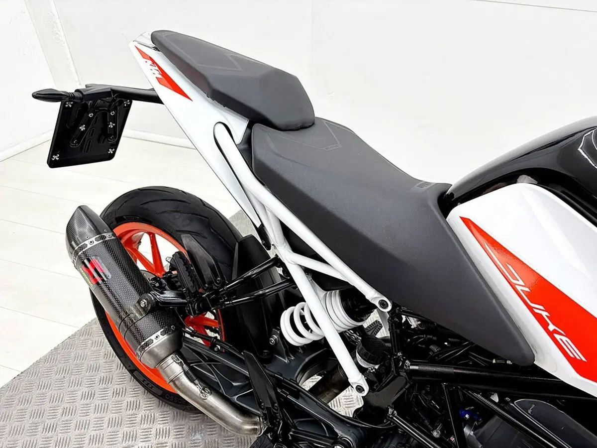 KTM 390 Duke (2021 - 23) (18)