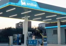 Benzina, il prezzo calmierato piace: adottato da oltre diecimila distributori