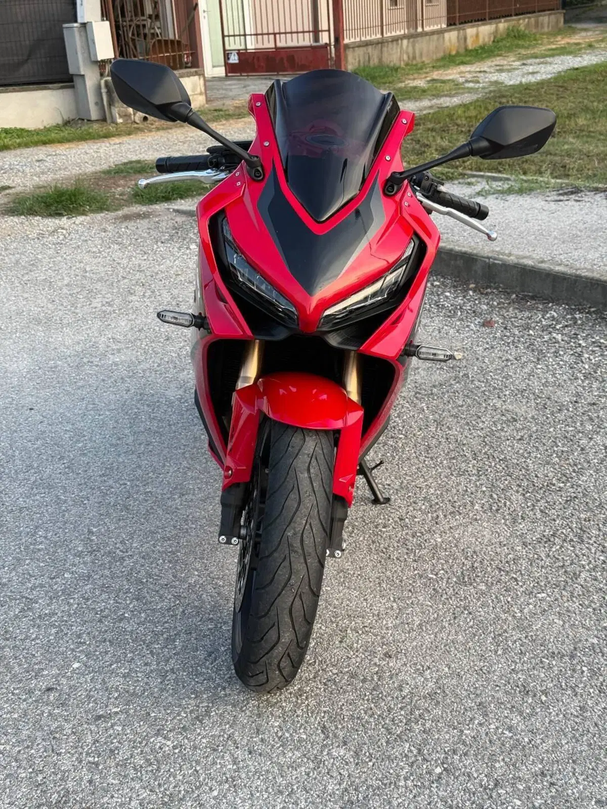 Honda CBR 650 R (2021 - 23) (3)
