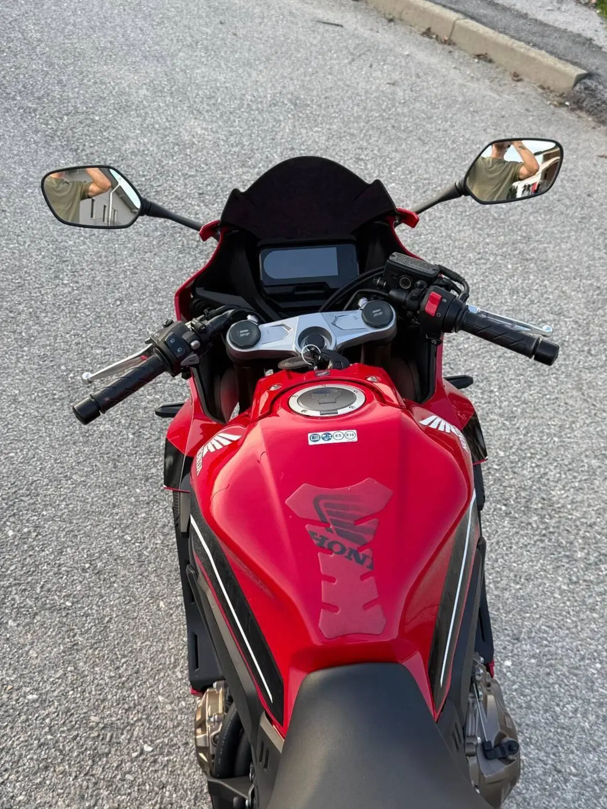 Honda CBR 650 R (2021 - 23) (6)