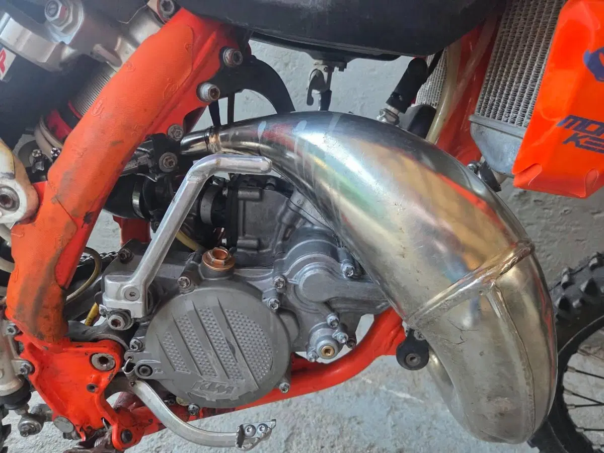 KTM 125 SX (2018) (4)