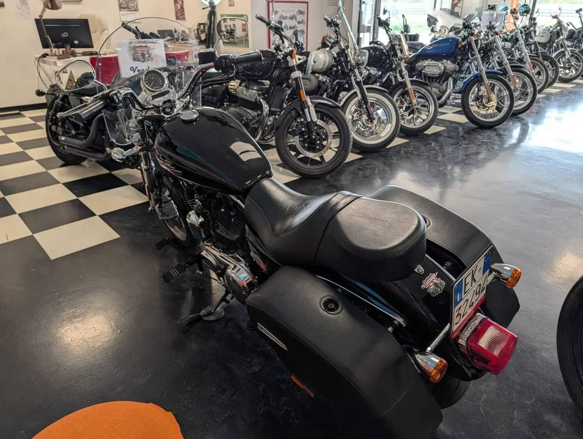 Harley-Davidson 1200T SuperLow (2017 - 20) - XL1200T (10)