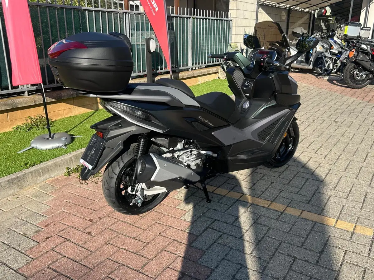 Sym CruiSym 400 (2026) (3)