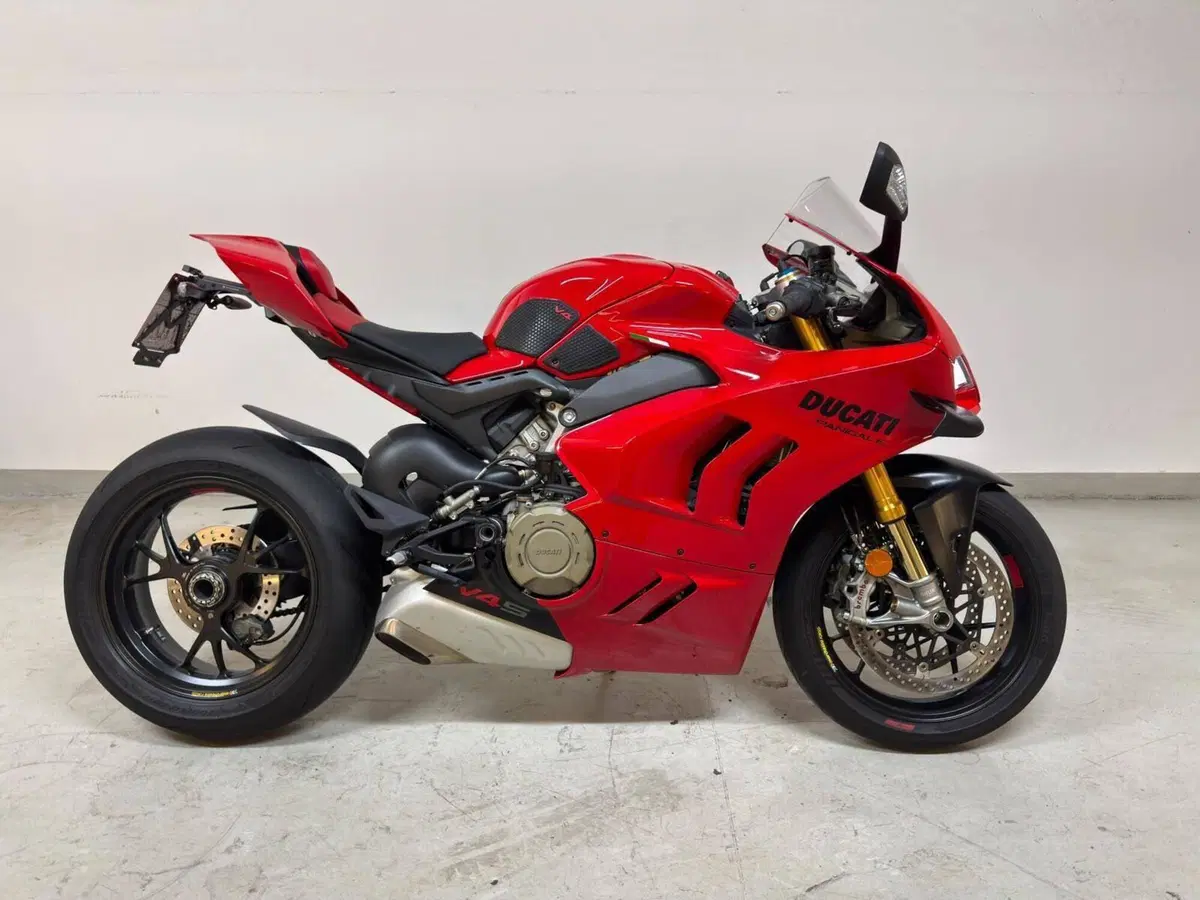 Ducati Panigale V4 S (2022 - 24)