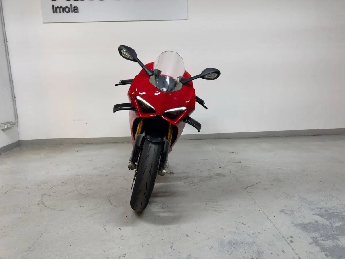 Ducati Panigale V4 S (2022 - 24) (3)
