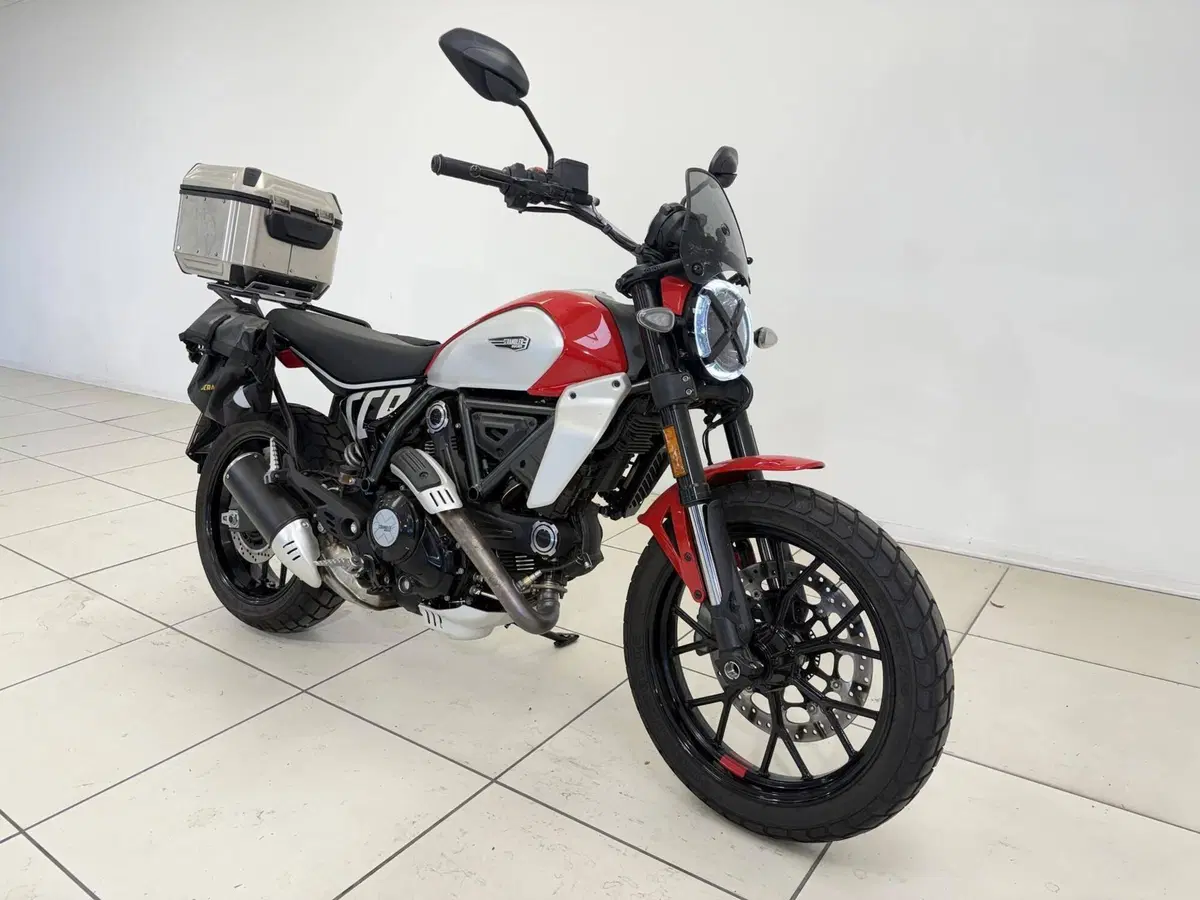 Ducati Scrambler 800 Icon (2023 - 24) (4)