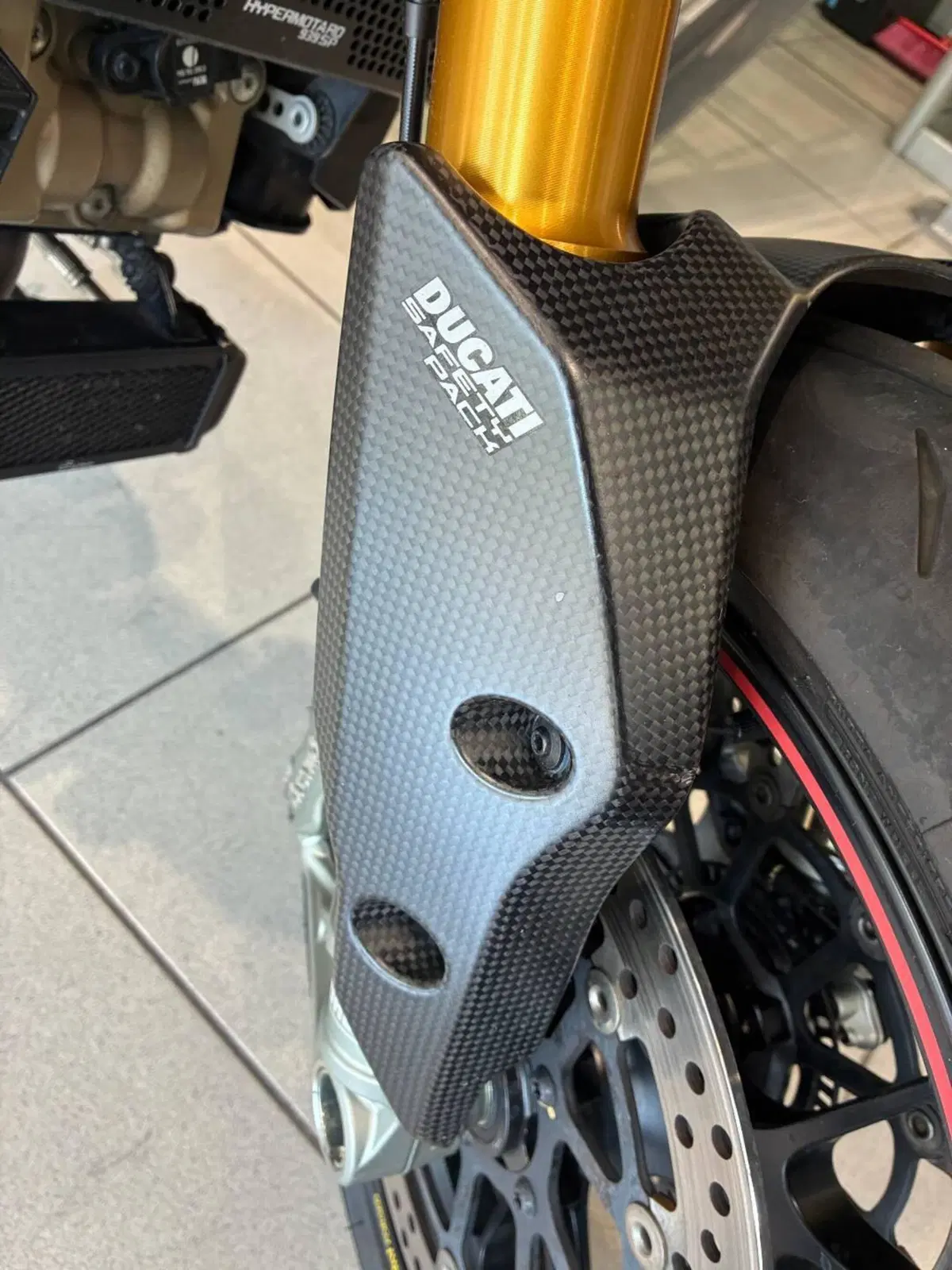 Ducati Hypermotard 939 SP (2016 - 18) (4)