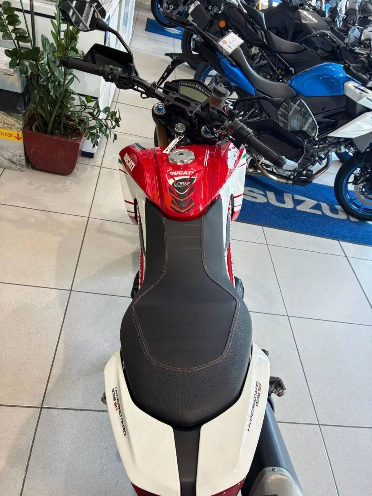 Ducati Hypermotard 939 SP (2016 - 18) (8)