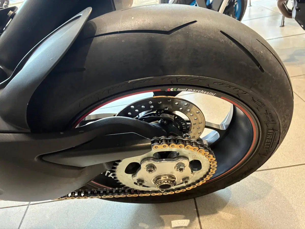 Ducati Hypermotard 939 SP (2016 - 18) (11)