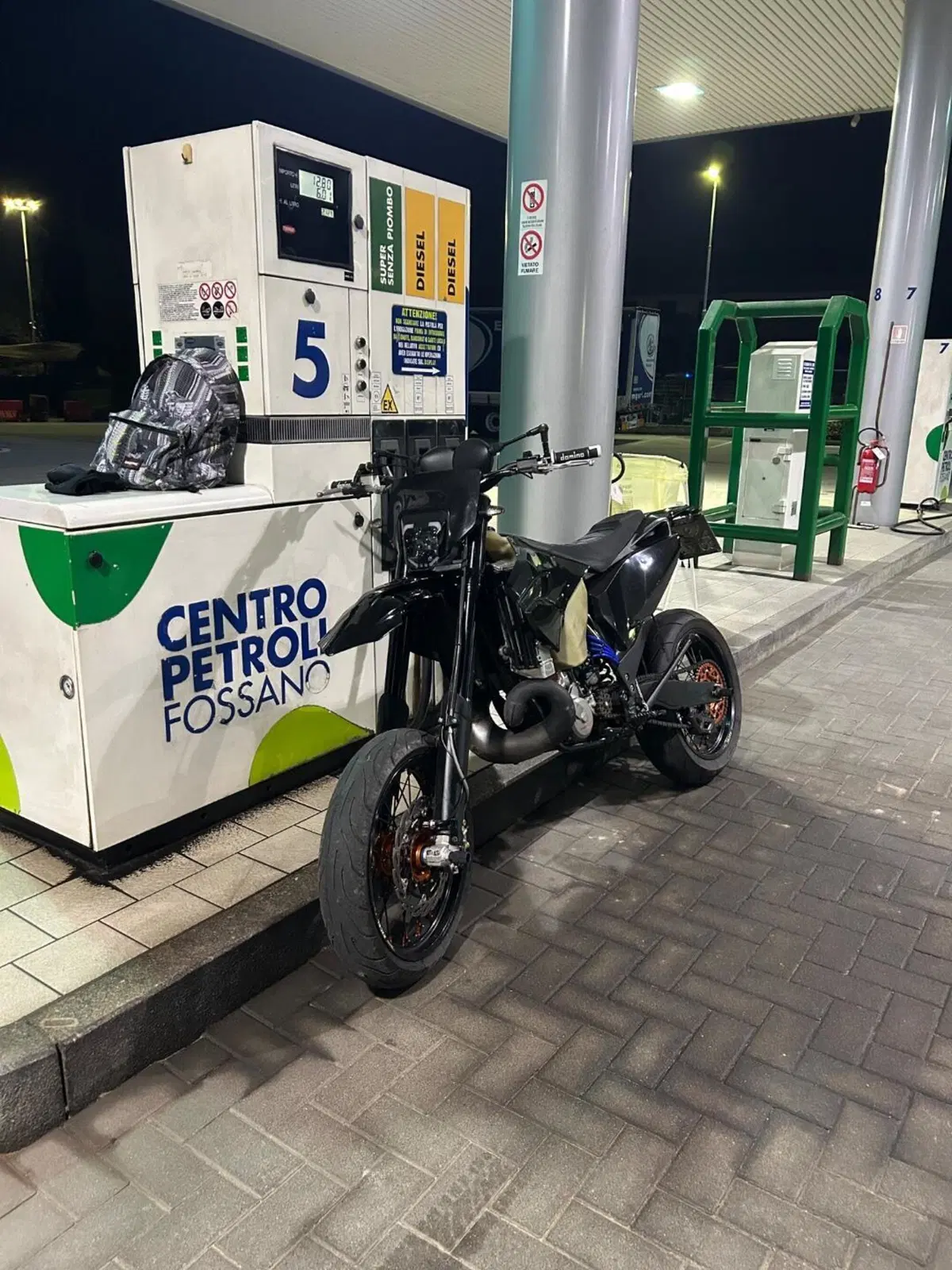 Husqvarna TE 300 (2015) (4)