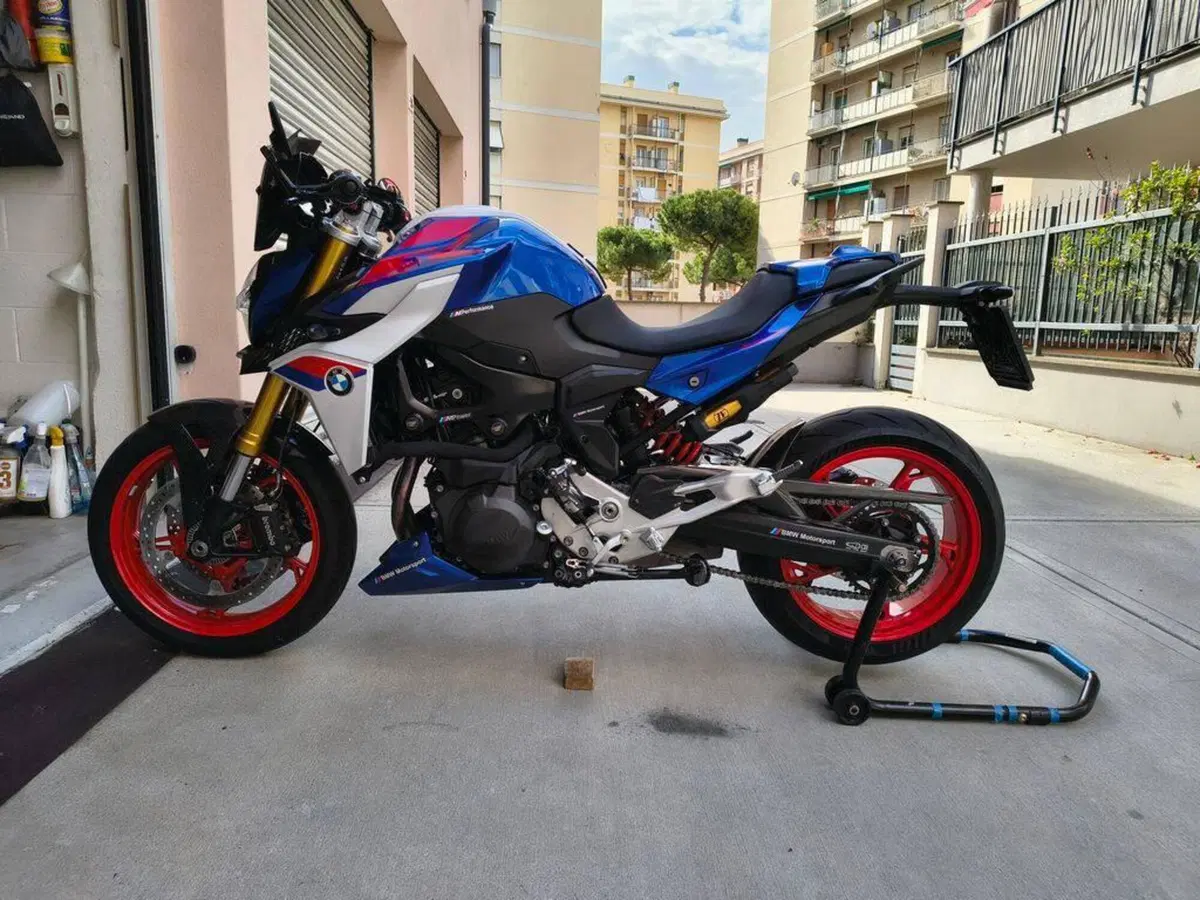 Bmw F 900 R (2025 - 27)
