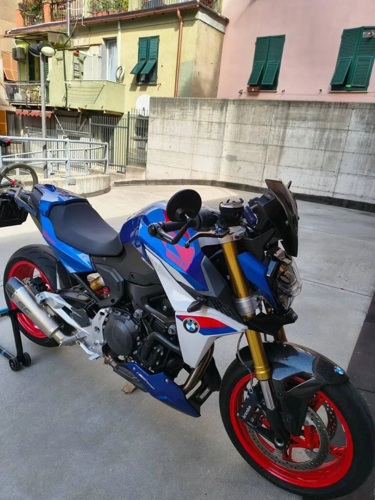 Bmw F 900 R (2025 - 27) (4)